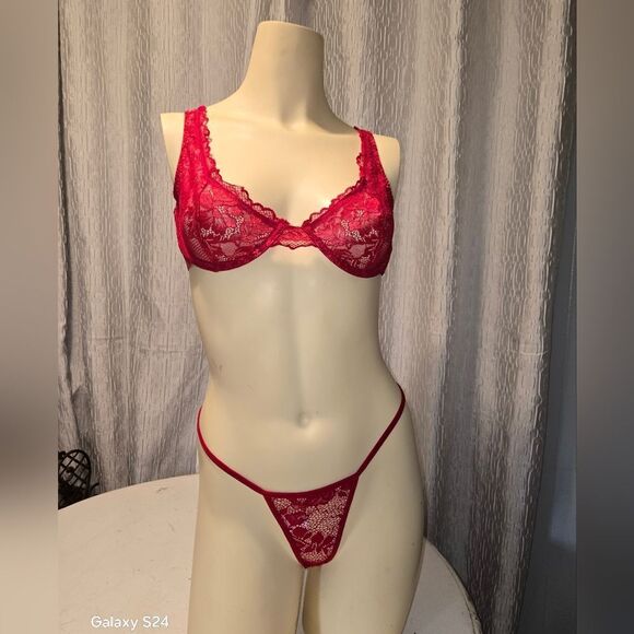 Vibrant Red Lace Triangle Bra Intimates - Picture 1 of 9